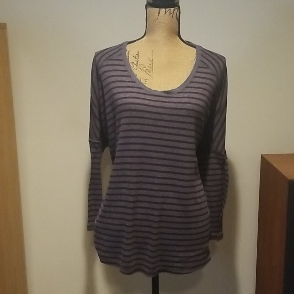 💙 Old Navy grey striped 3/4 sleeve tall